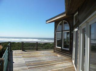 3780 Beach Loop Dr SW, Bandon, OR 97411