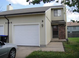 6109 SW 26th St APT B, Topeka, KS 66614