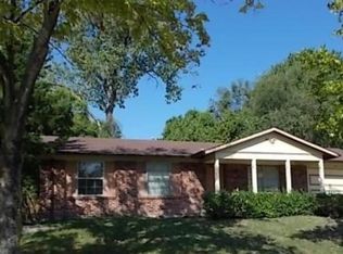 11317 Stonymont Dr, Saint Louis, MO 63136