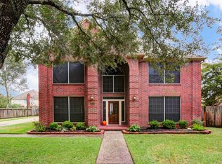 1301 Merriewood Dr, Friendswood, TX 77546