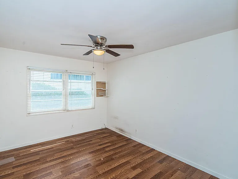 7345 Fay Ave — Photo 10