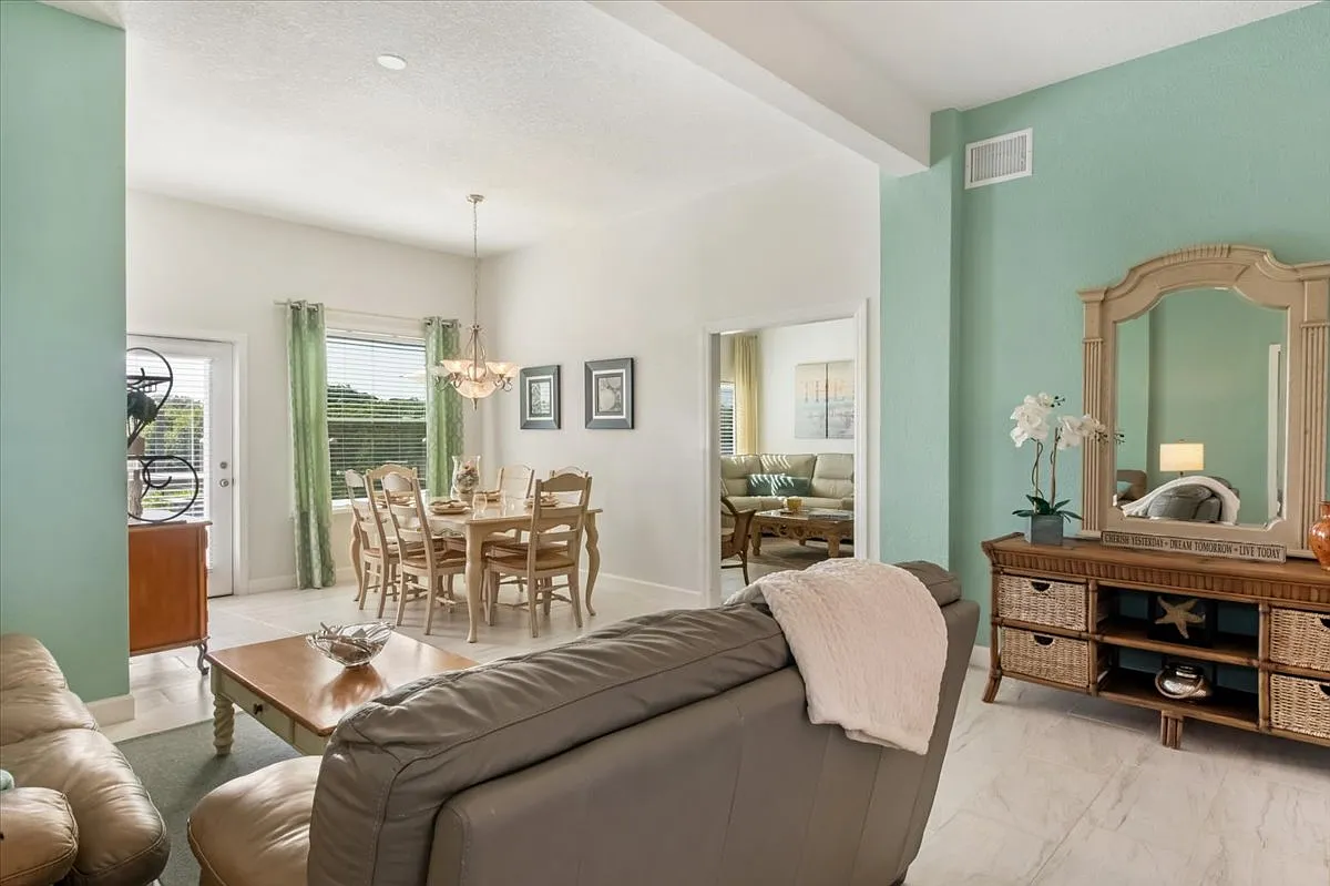 498 Buena Vista Dr — Photo 4