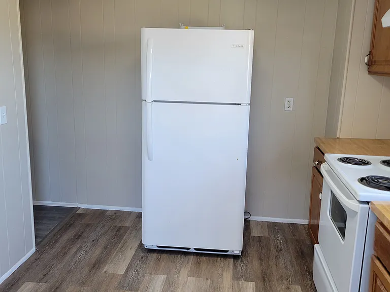 569 S Main St #2 — Photo 19
