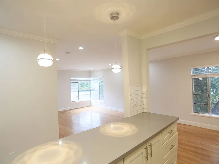 180 Montecito Ave — Photo 7