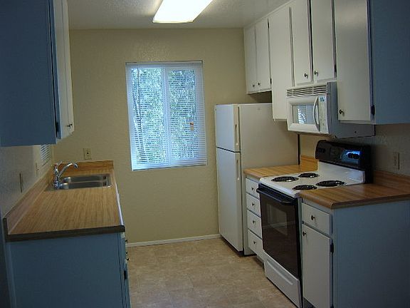 2nd image of 10303 Caminito Aralia APT 102