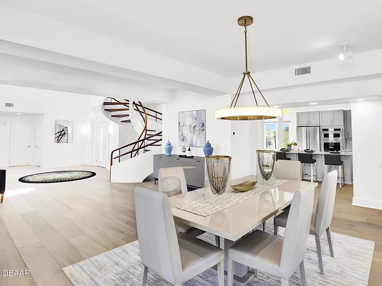435 Ocean Shore Blvd — Photo 13