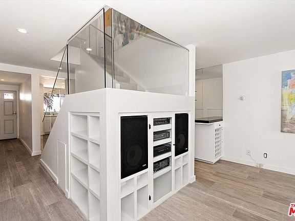 5th image of 4 Jib St APT 2