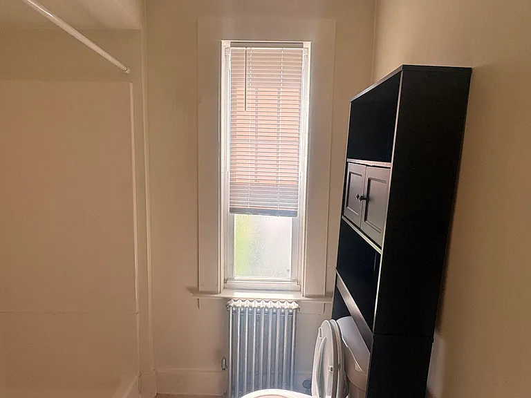 17 Oak St #1 — Photo 15