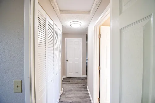 Newly Updated Single Level 2 Bedroom Apt in SE Portland! Photo 1