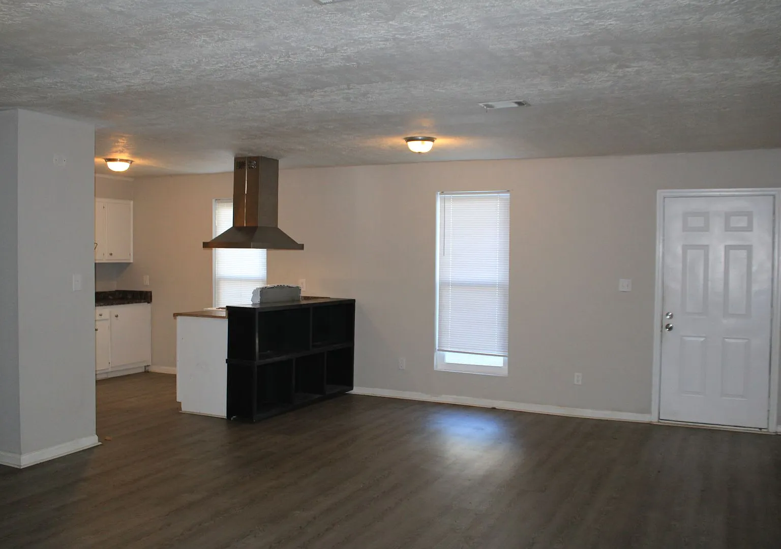 3 Bedroom 2 Bath South Augusta — Photo 3