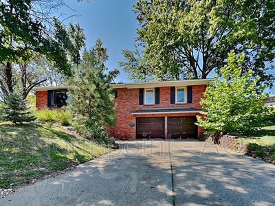 15509 E 40th St S, Independence, MO, 64055
