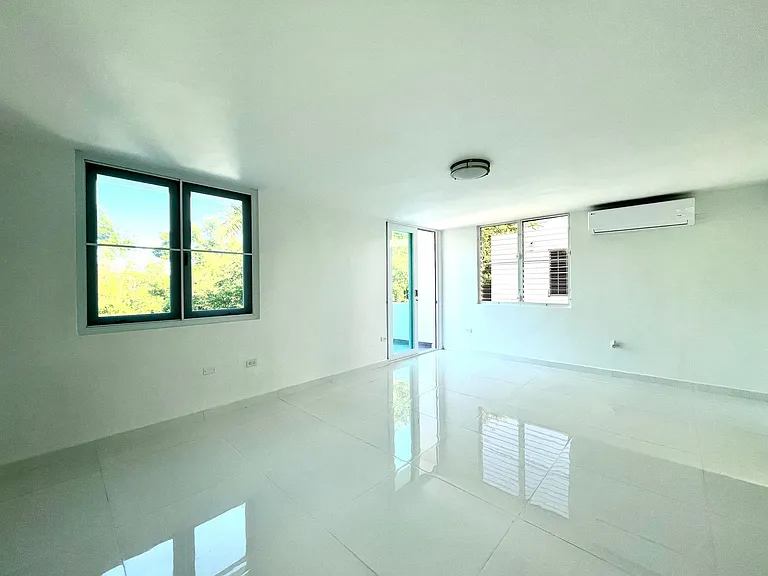 1141 Vistamar Marina E — Photo 21
