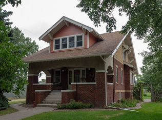 216 S Brown St, Pierce, NE 68767