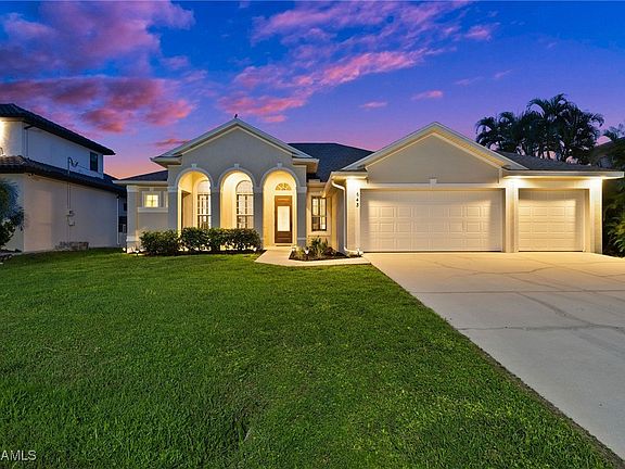 3rd image of 643 Coral Dr