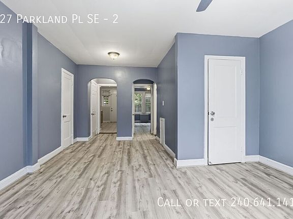 3rd image of 327 Parkland Pl SE APT 2