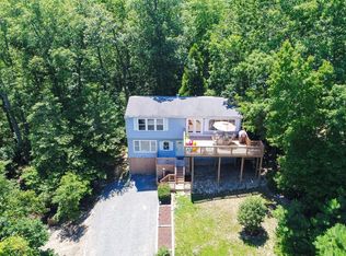 401 Thunderbird Dr, Lusby, MD 20657