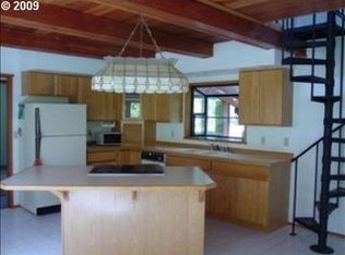 1275 Spooner Ridge Ln, Oakland, OR 97462