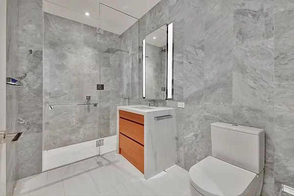 Rented by City Connections Realty | media 3