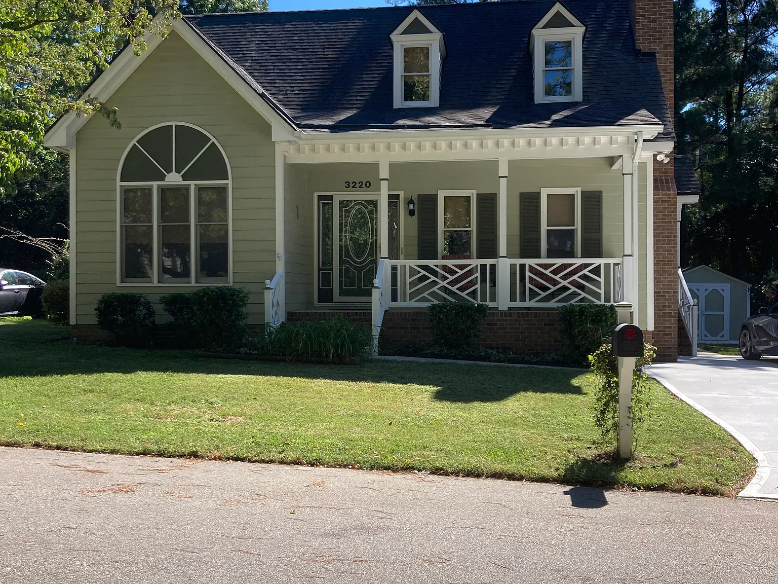 3 bed, 2.5 bath, 1435 sqft, $2,000 — Photo 1