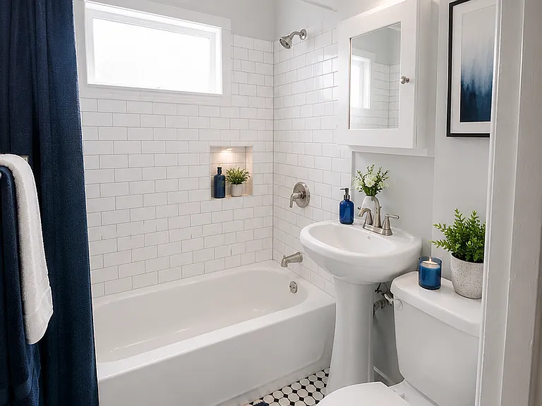 LB1021 (Coronado) — Photo 4
