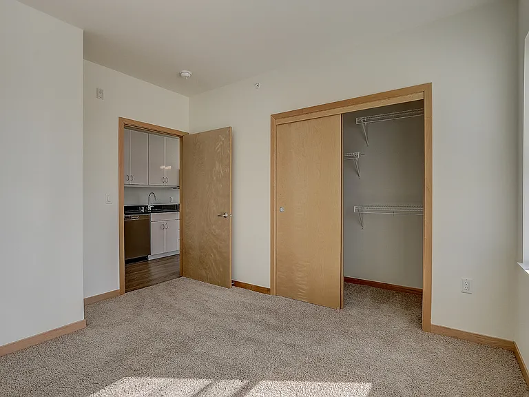 1 Bed / 1 Bath - 657 SF - Bedroom