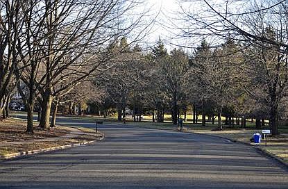 2nd image of 39 Beverly Dr