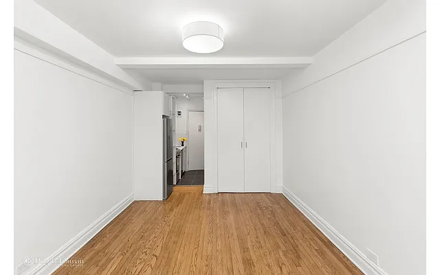 Rented by Douglas Elliman | media 10