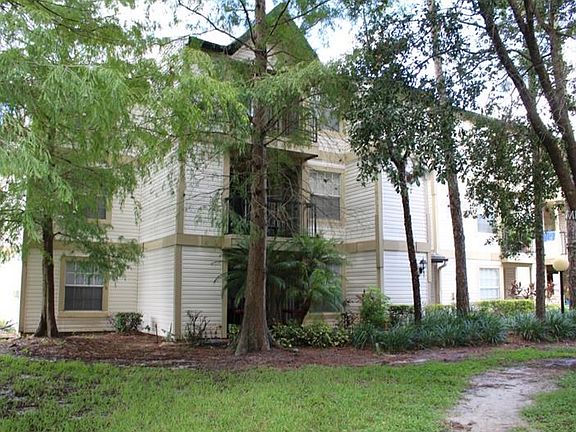 2nd image of 1972 Lake Atriums Cir APT 196