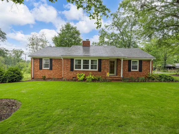 402 Fernwood Dr, Spartanburg, SC 29307