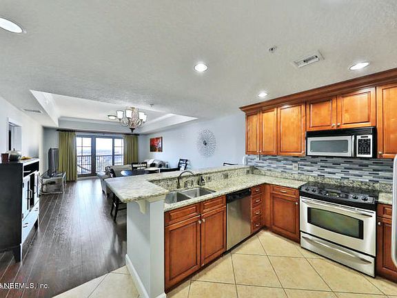 2nd image of 1478 Riverplace Blvd APT 1803