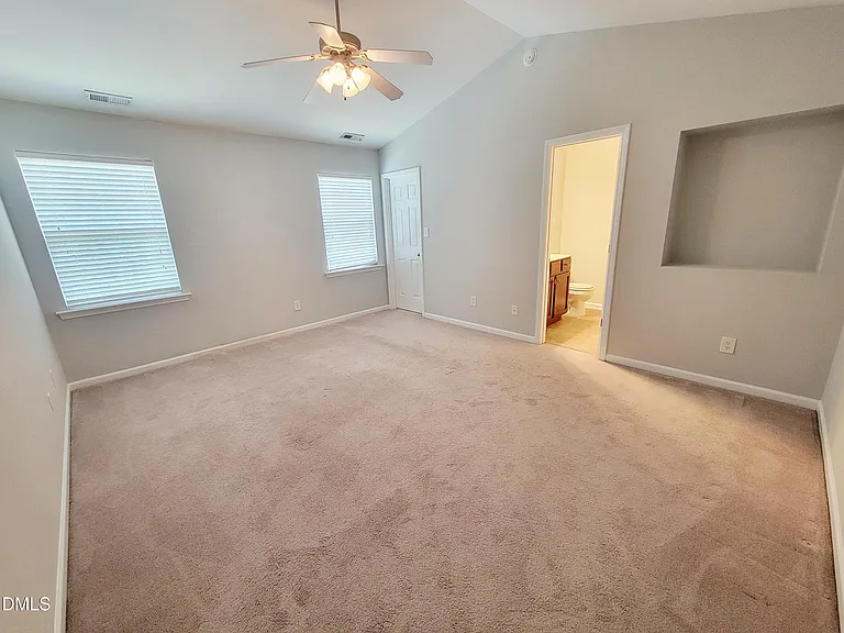8827 Thornton Town Pl — Photo 31
