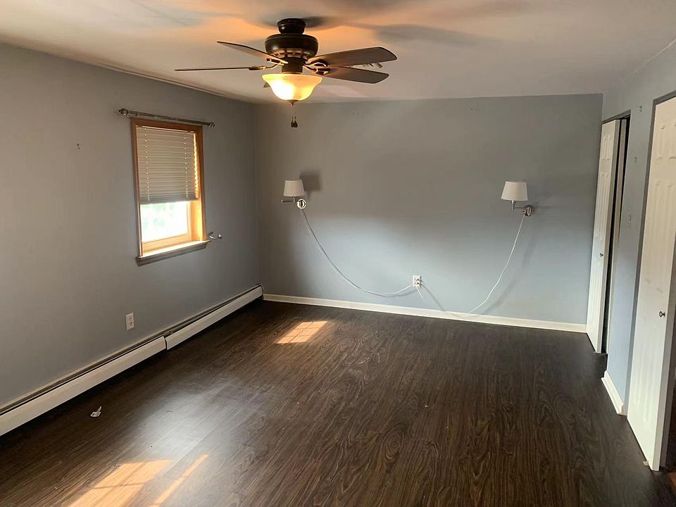 1st image of 10907 Carey Pl