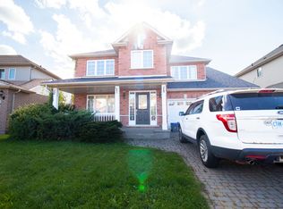 47 Honey Locust Cir, Thorold, ON L2V 5E2