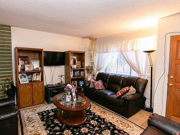 5th image of 11758 Glenoaks Blvd