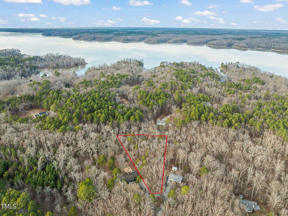 1st image of 100 Red Bud Ct #100