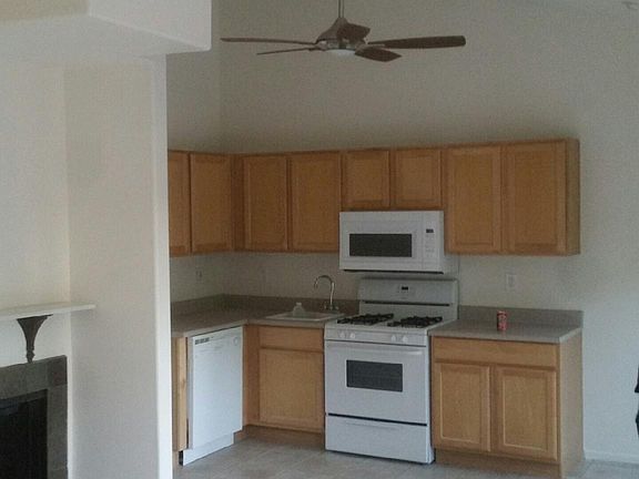 4th image of 850 E Vista Chino #20