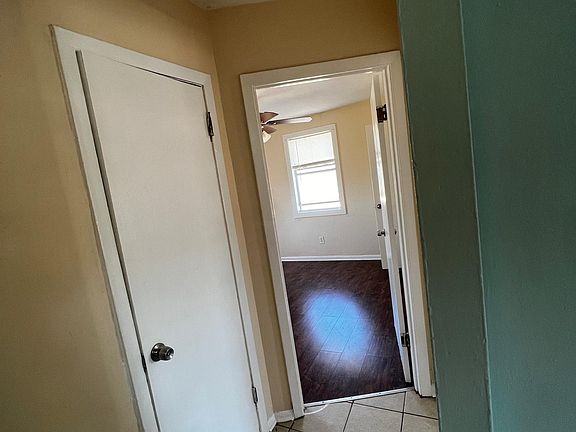 4th image of 2401 S Roman St #C