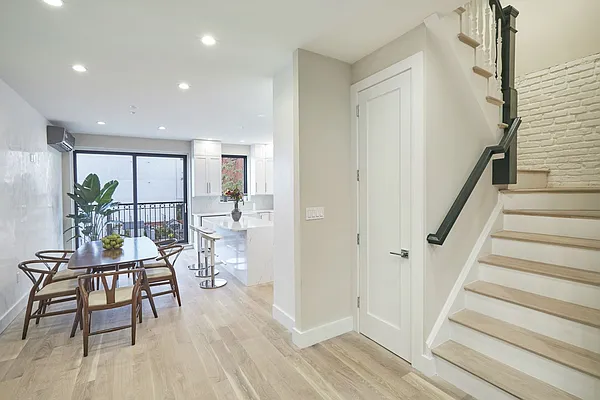 Sold by Brown Harris Stevens | media 21