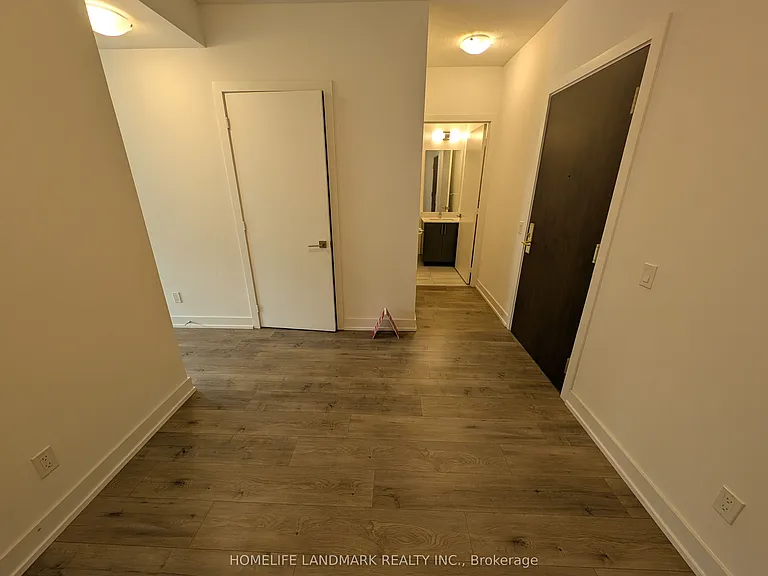 268 Buchanan Dr #216W — Photo 6