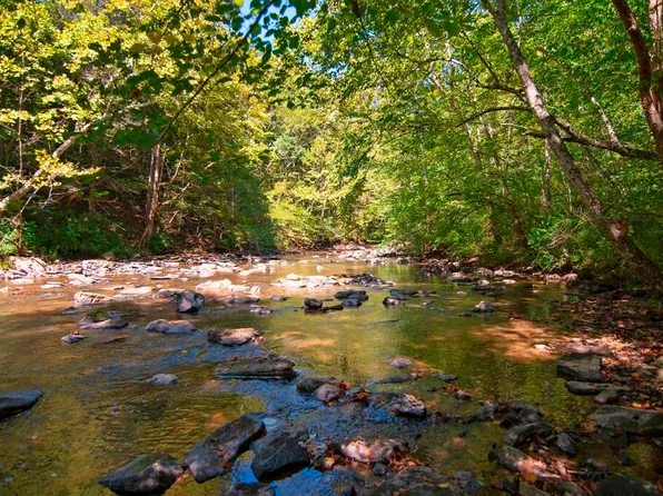 3602 Alta Dr, Alderson, WV 24910