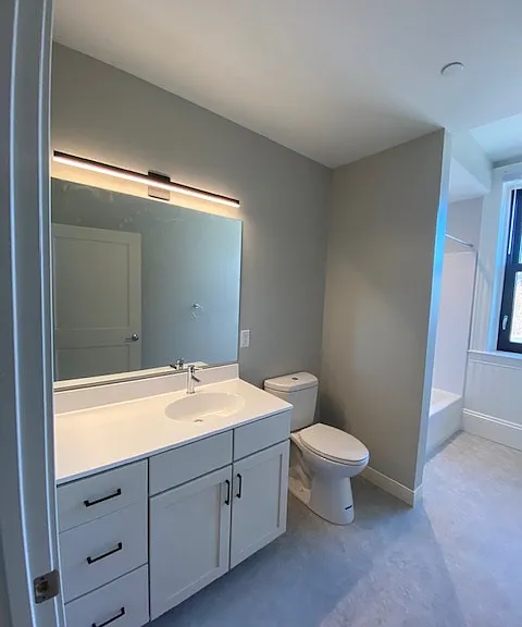 Moran Square Apartments — Photo 2