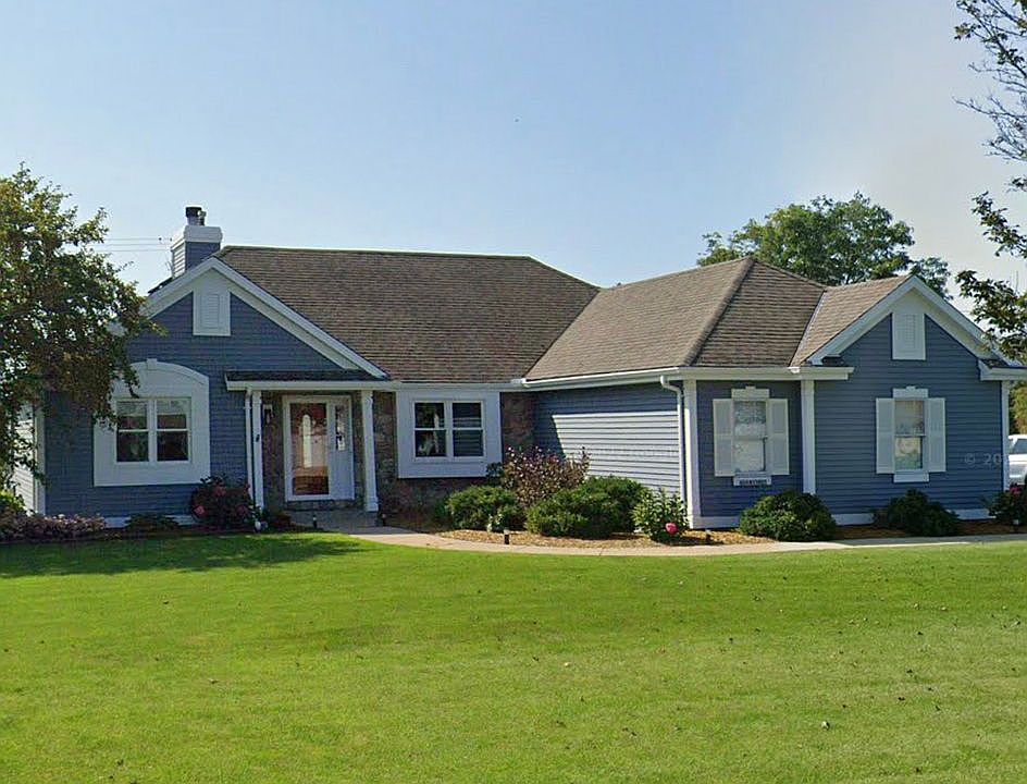 1st image of N64W13863 Cobblestone Dr