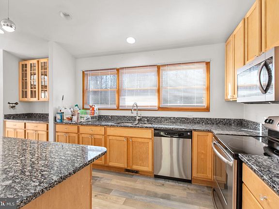 2nd image of 7312 Sugar Hollow Rd