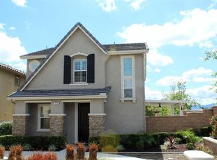 7031 Village Dr, Eastvale, CA 92880