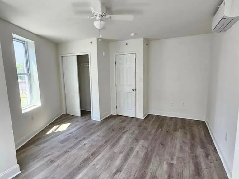 4136 Mantua Ave #2 — Photo 11