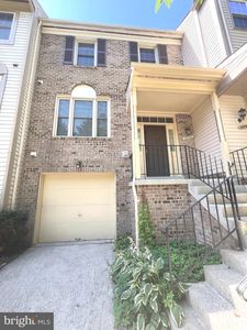 8848 Thomas Lea Ter, Montgomery Village, MD, 20886