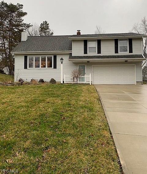 1st image of 9460 Fairfield Dr