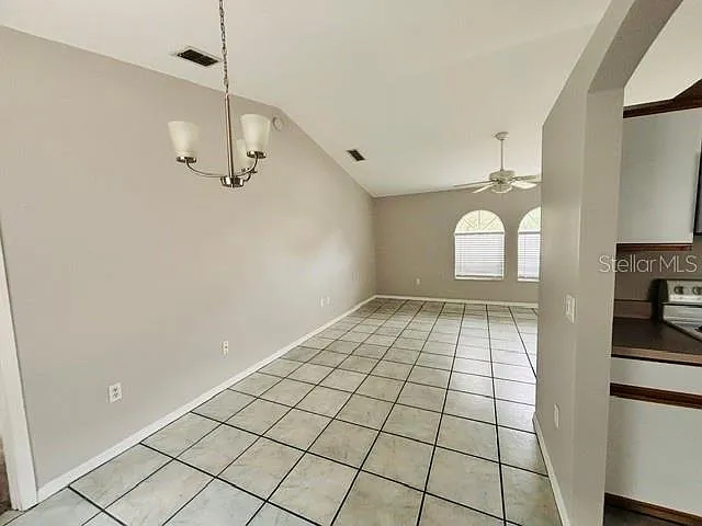 2830 Ascot Ln — Photo 8