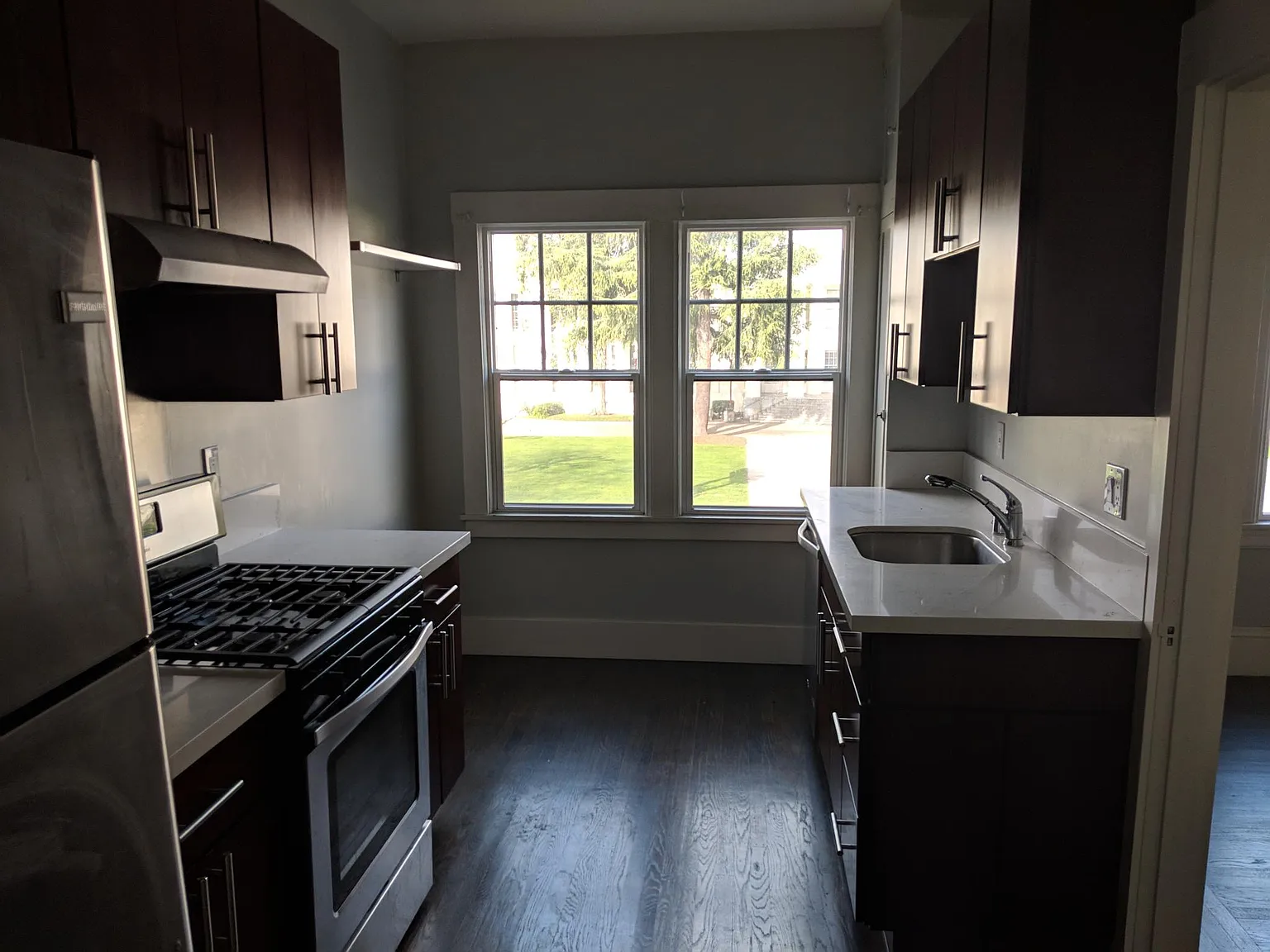 Studio, 500 sqft, $1,950 — Photo 4
