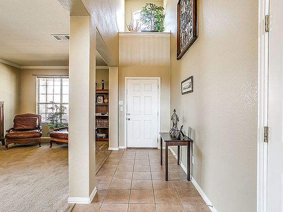 5th image of 600 Catalpa Rd